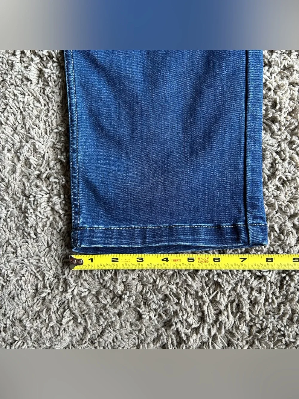Mugsy Jeans Mens 38x32 Wash Blue Kinzies Straight Fit Stretch Performance Denim